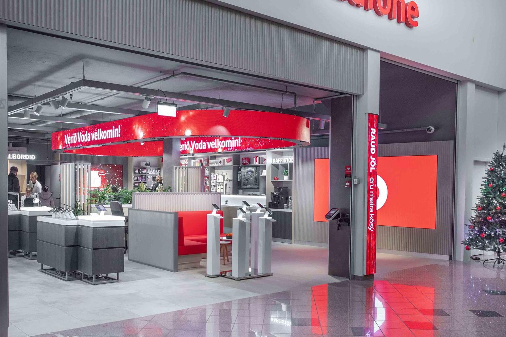 Vodafone opnar nýja verslun á Glerártorgi