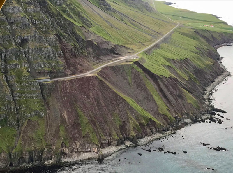 Siglufjarðarvegur enn lokaður