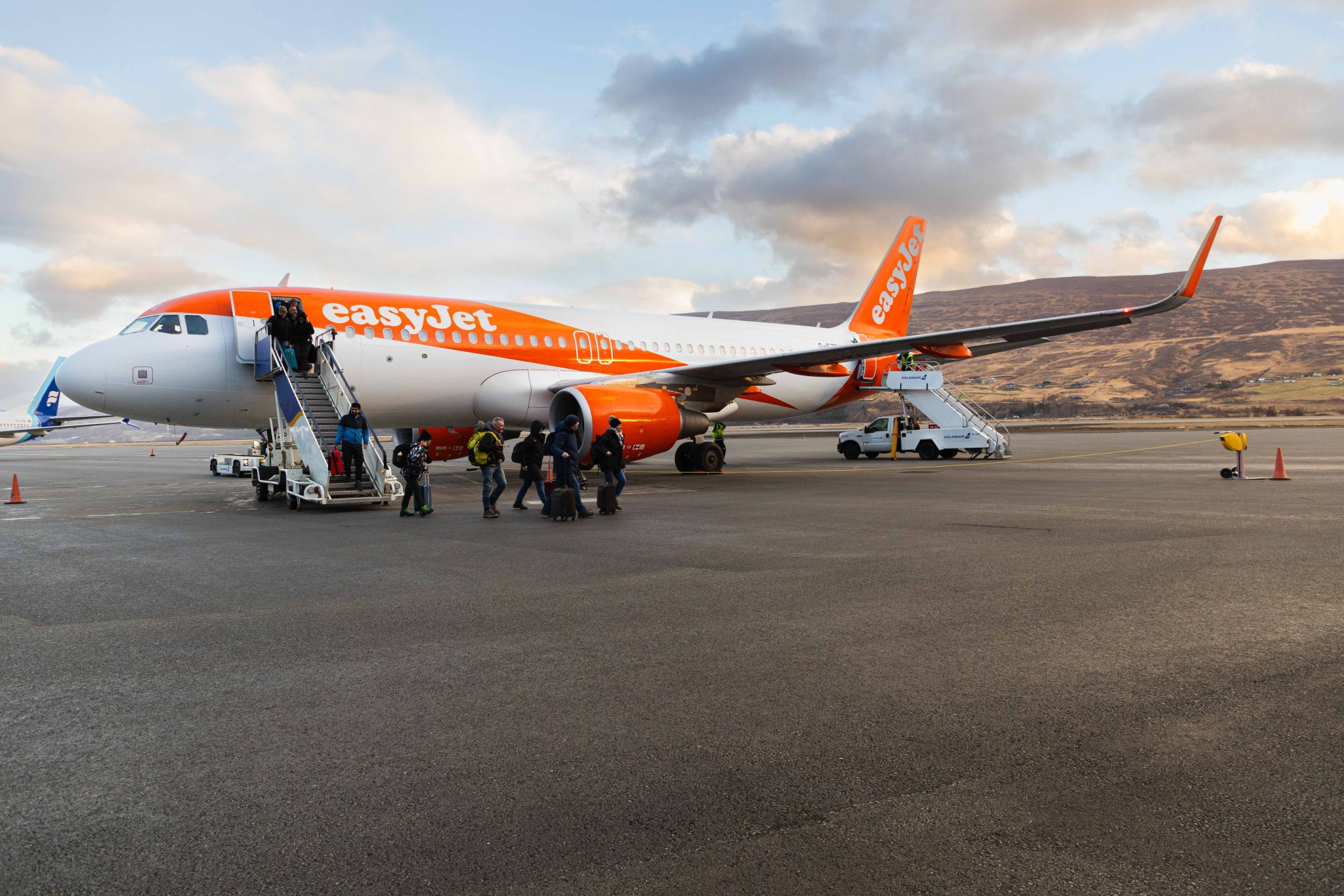 easyJet lengir flugtímabil frá London til Akureyrar